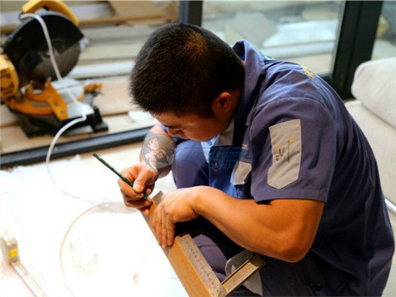 實木踢腳線怎么安裝(有) 實木踢腳線怎么安裝(有)