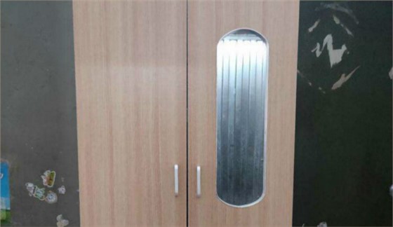 182平開門衣柜鏡子安裝方法分那幾步，正確的注意事項(xiàng)是什么？