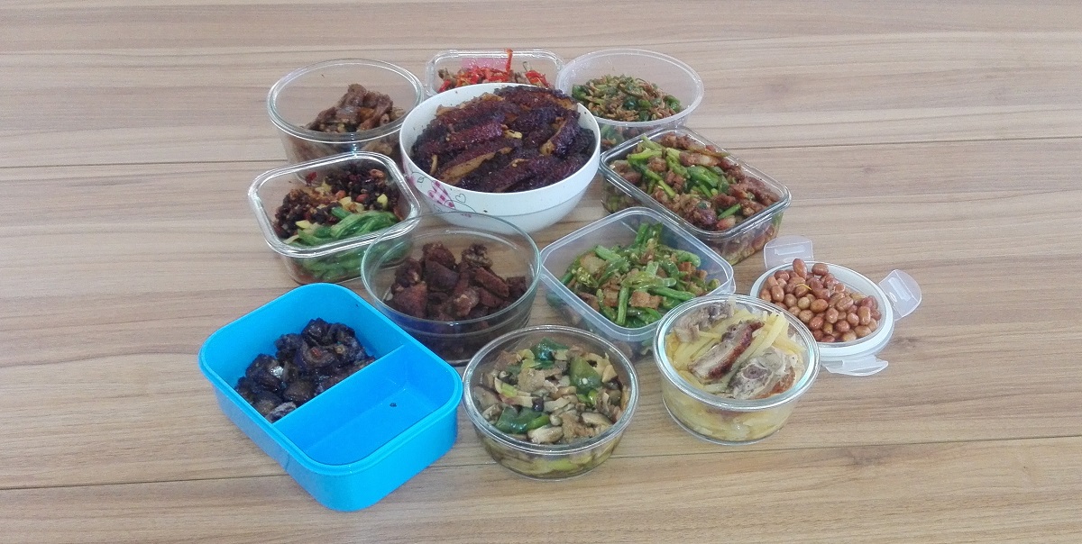 一簞食，一豆羹，魚，我所欲也，肉，亦我所欲也