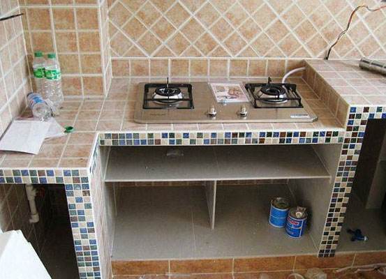 磚砌櫥柜的優(yōu)點(diǎn)和缺點(diǎn)是什么？磚砌櫥柜安裝注意事項(xiàng)是什么？