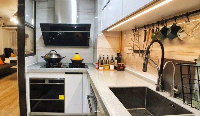 廚房櫥柜臺(tái)下盆的安裝分哪幾個(gè)步驟進(jìn)行？安裝經(jīng)驗(yàn)攻略總結(jié)有哪些