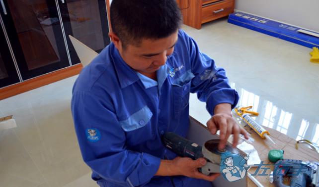 家具安裝收費報價表是多少，家具安裝價格是多少錢