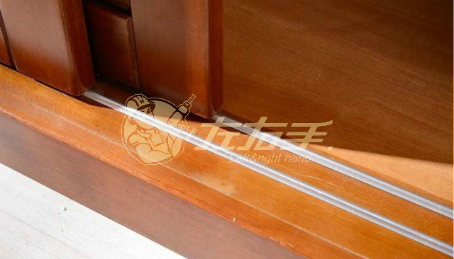 衣柜門(mén)軌道安裝方法，衣柜門(mén)軌道安裝步驟