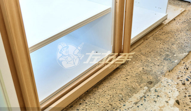 衣柜門滑輪有誰知道怎么安裝嗎？