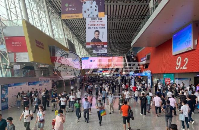 36場，88萬㎡，70萬人次