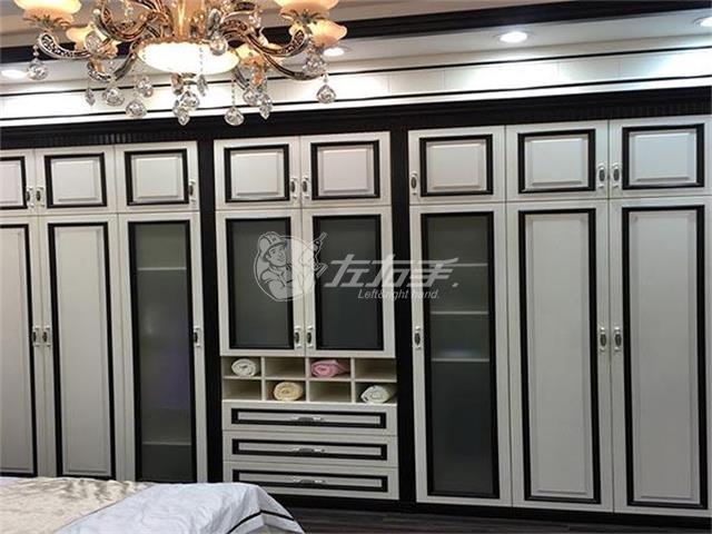 鋁合金衣柜的優(yōu)缺點(diǎn) 鋁合金衣柜的優(yōu)缺點(diǎn)