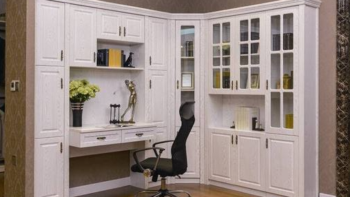 【定做整體衣柜】定做衣柜門價(jià)格是多少,不同價(jià)格、品牌價(jià)格不一