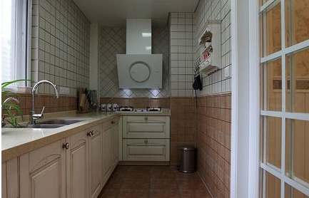 【中央整體廚房設(shè)計】廚房裝修設(shè)計這些細節(jié)要注意 入住好用不止10倍呢