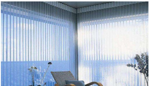【深圳電動(dòng)窗簾配件】家用電動(dòng)窗簾介紹，電動(dòng)遙控窗簾分類