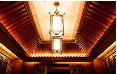 【吊頂設(shè)計(jì)材料】材料不同吊頂?shù)膬r(jià)格就不同，選購(gòu)吊頂前該了解的知識(shí)