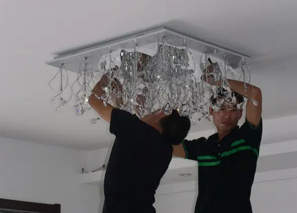 家具安裝：燈具安裝有哪些要求？燈具品牌介紹